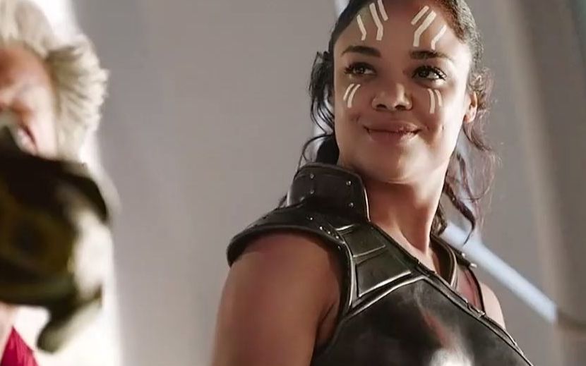 她是阿斯加德的女武神因为败在海拉的剑下开始仇恨仙宫和奥丁