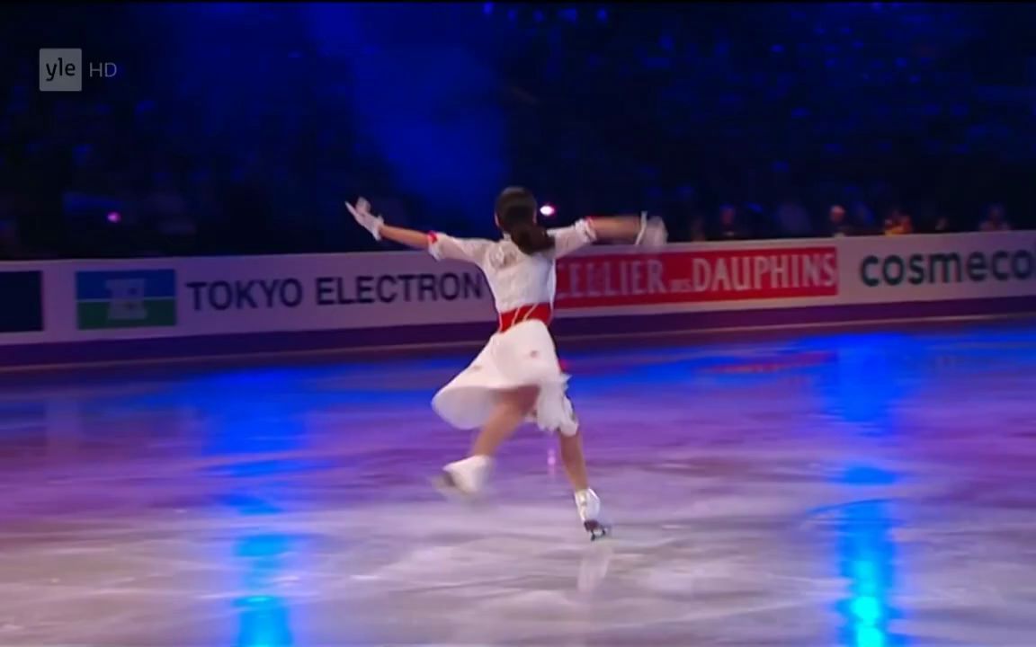 [图]Mao Asada 2012-2013展览会（玛丽·波平斯）