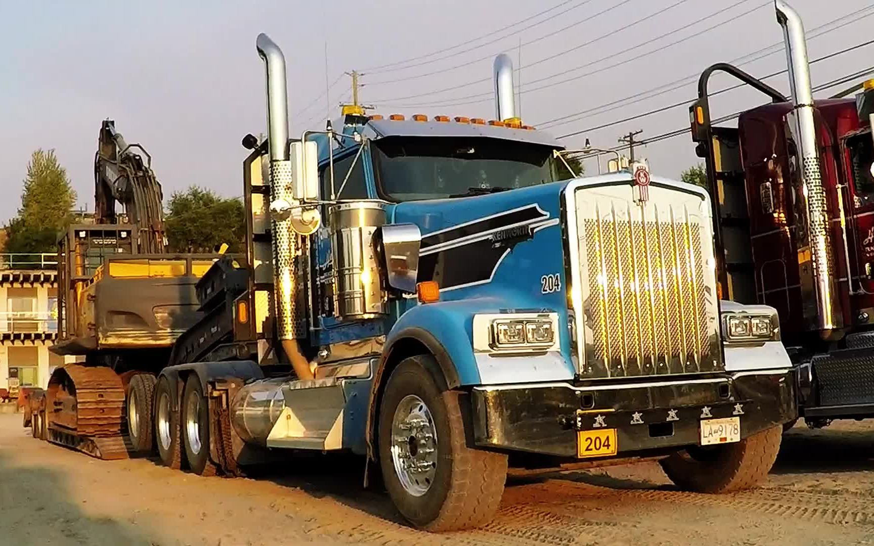 【北美卡车】肯沃斯低平板卡车,国际低平板卡车,福莱纳木材卡车和其他