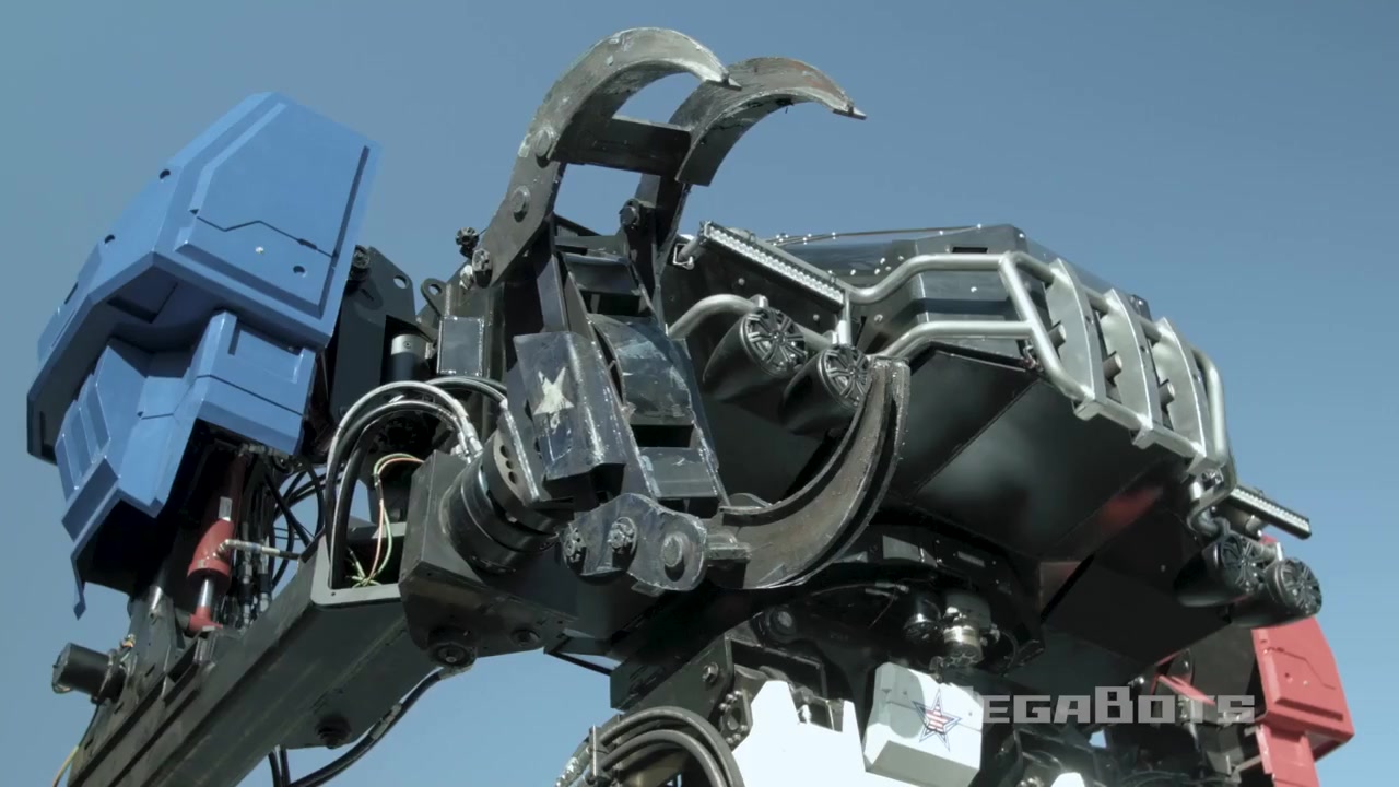【megabot】美国巨型机器人擎天鹰居然对战友做出这种事情?