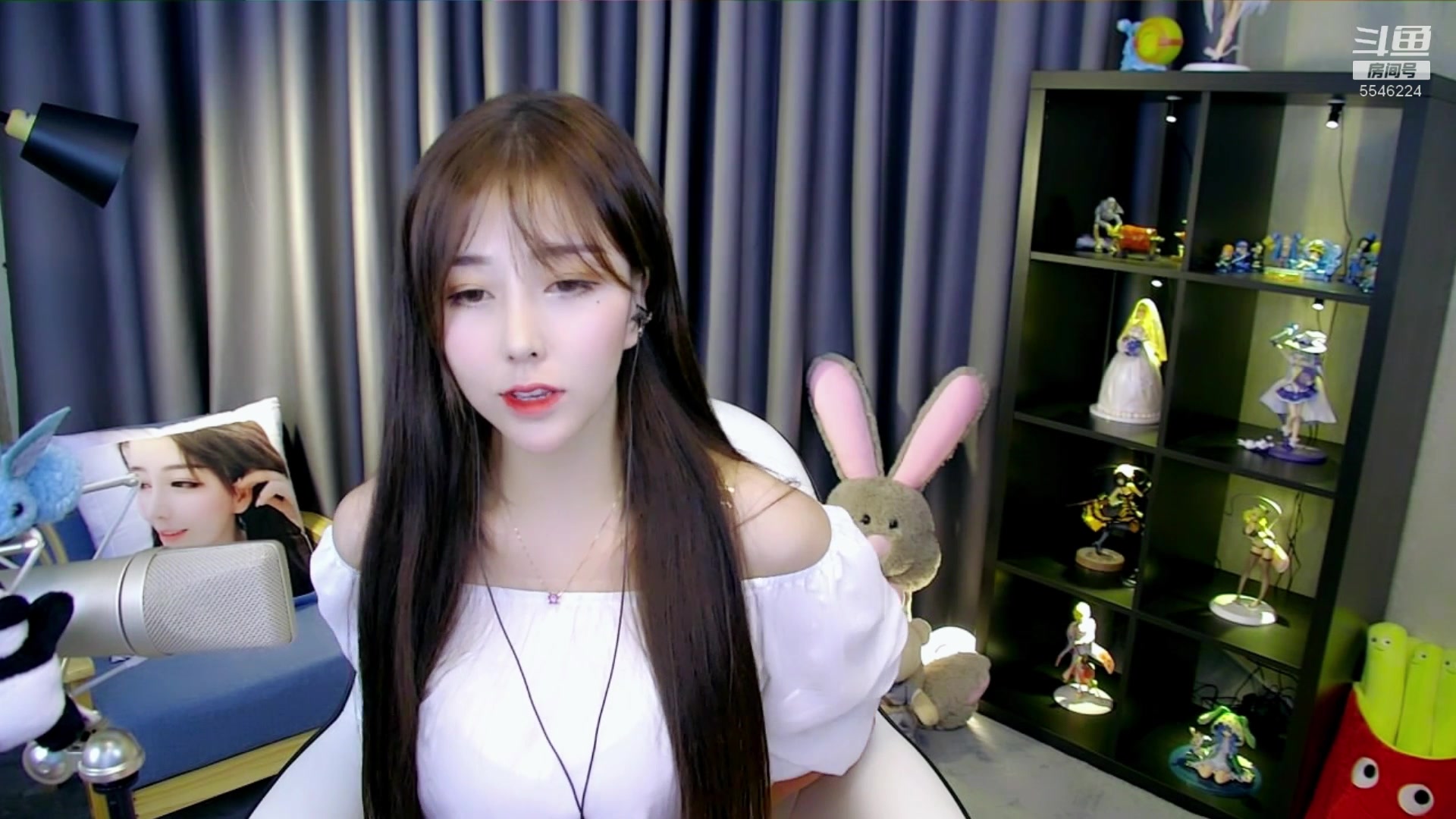 【mix晴子】反坦克(乔碧萝殿下)总司令:mix晴子直播 九月开学季,要