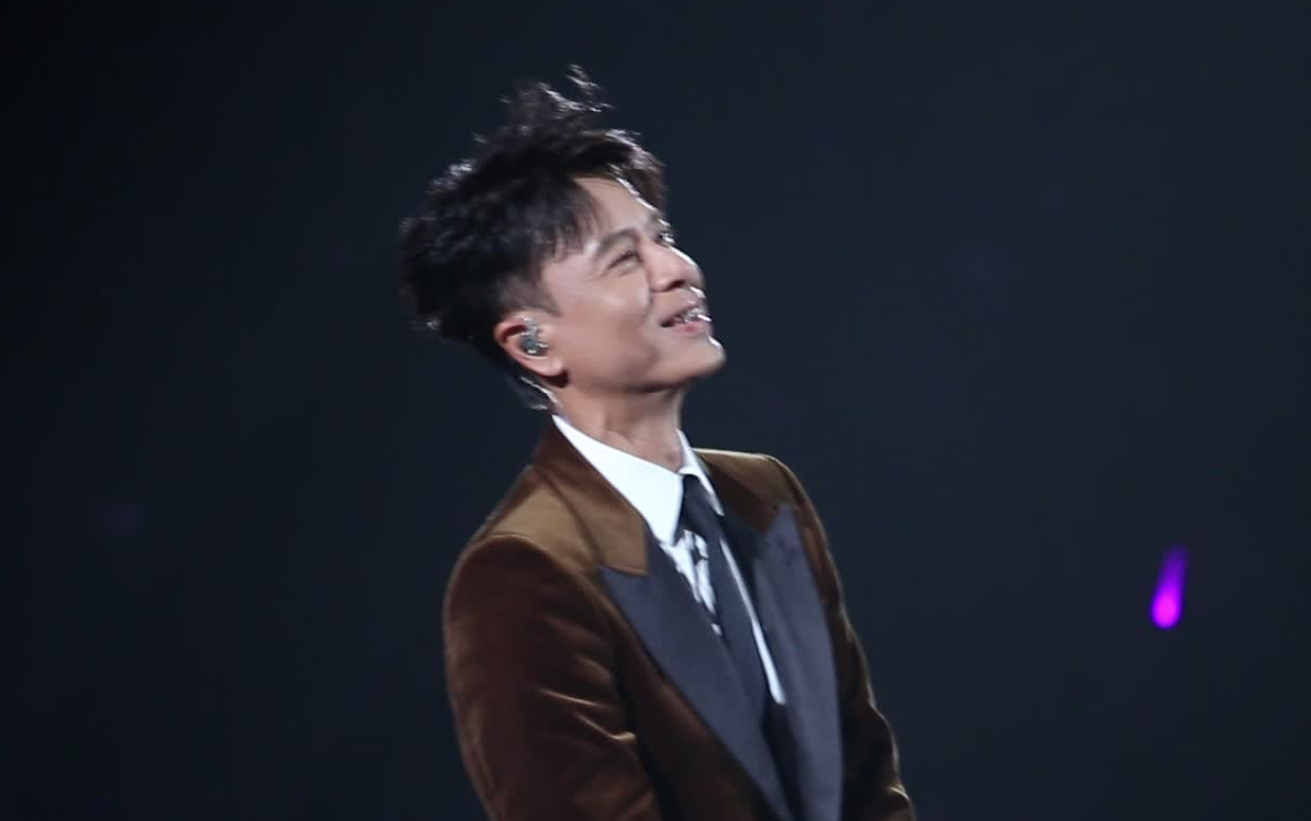 20240120 李克勤「弦续」巡回演唱会 佛山站 饭拍自摄 内容不全