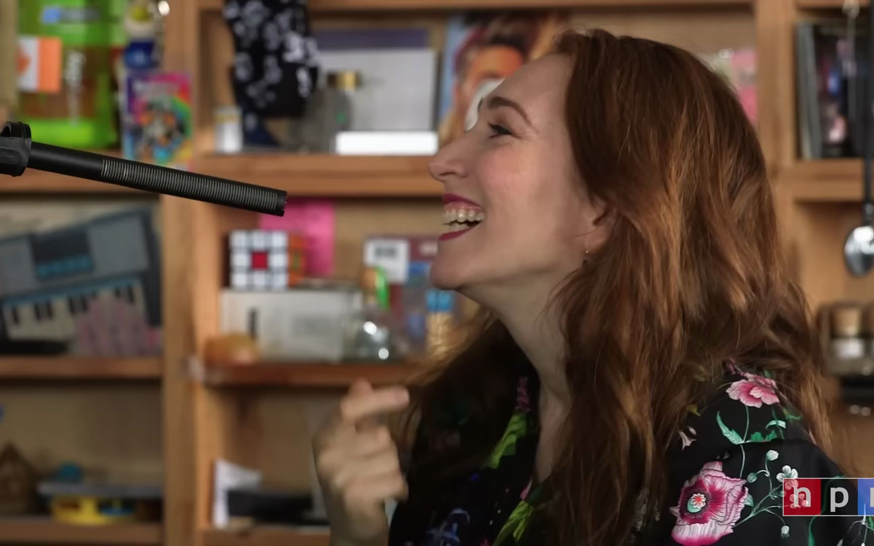 [图]Regina Spektor- Tiny Desk Concert