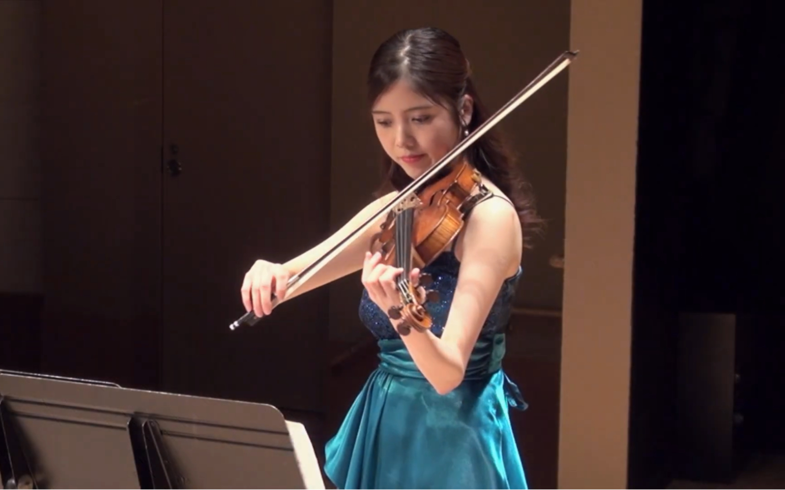 [图]巴赫-E大调小提琴协奏曲 BWV 1042·Ririko Takagi｜Bach - Violin Concerto in E major, BWV 1042