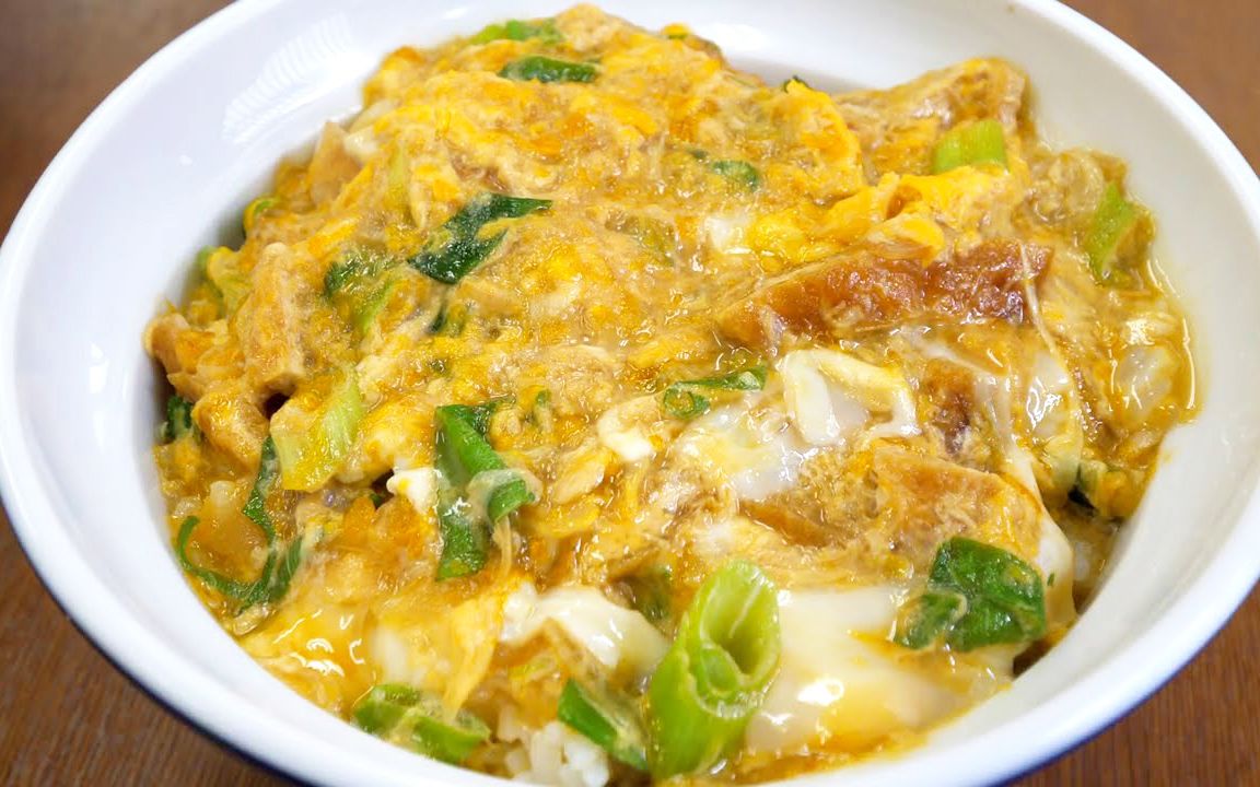 うどんそばudonsoba / 門真市上野口区传统小店的蛋浇饭