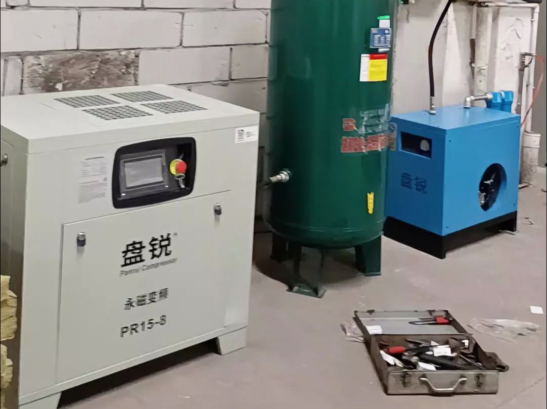 15kw变频螺杆空压机三件套送货上门,效率更高,稳定耐用