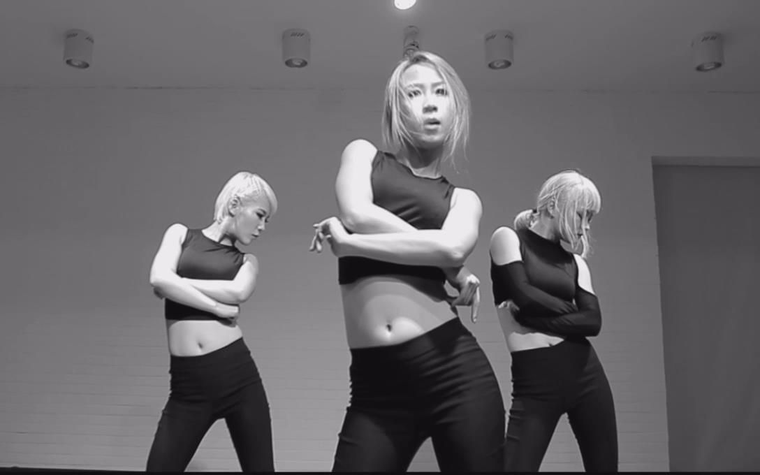 it`s me-朴嘉熙/ula 早年的黑色诱惑