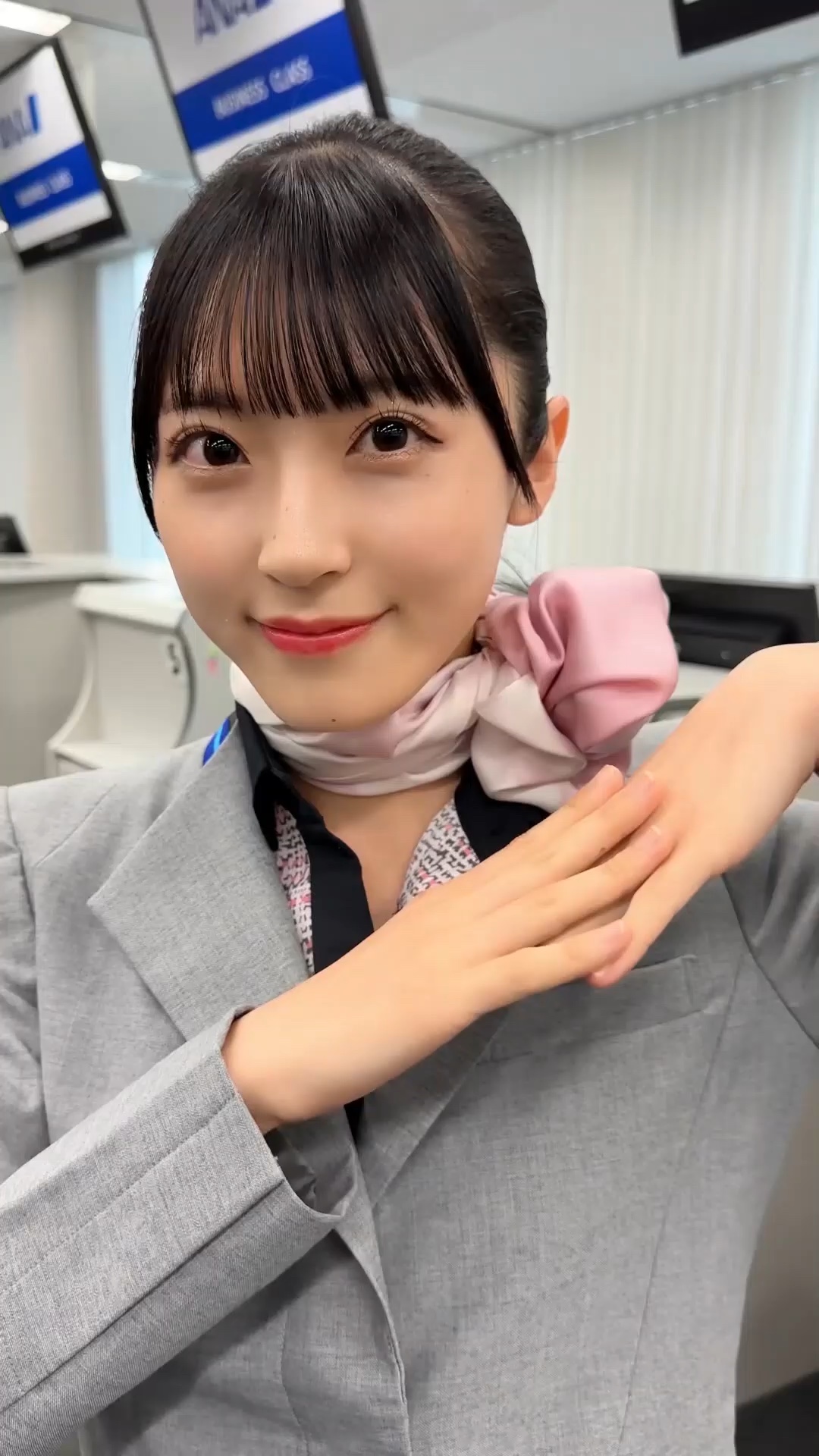 akb48佐藤绮星全日空制服舞蹈