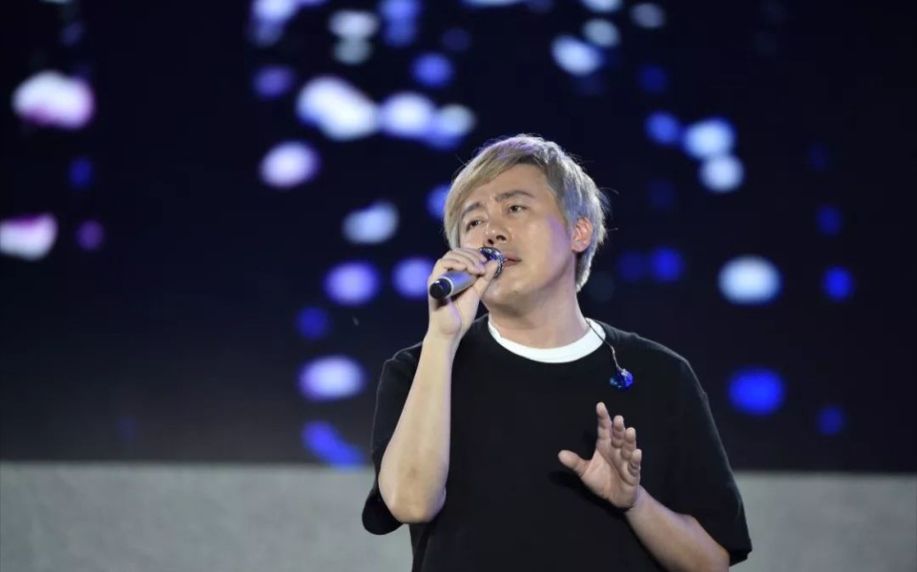 台湾情歌王子张宇的《曲终人散》,听了让人十分伤感,难以忘记_哔哩