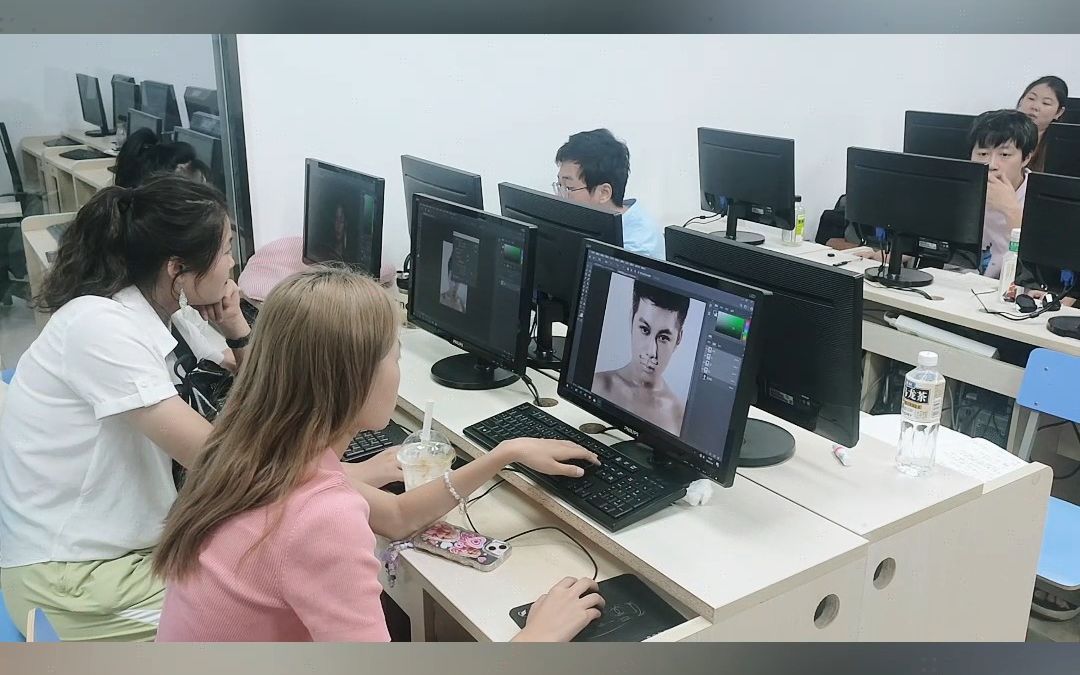 长春平面设计就业班,长春摄影修图培训,长春产品设计培训