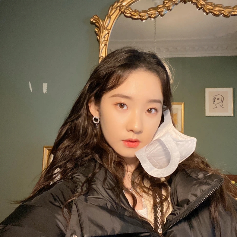 那些张艺凡的绝美自拍!(我心目中的)