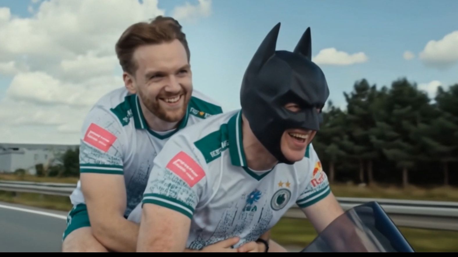 救护车带飞不了NiKo?你们都忘了我是Batman!-CSGO-QUQU-CSGO-QUQU-哔哩哔哩视频