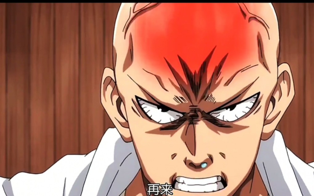 我不躲你给天灵盖也得锤碎