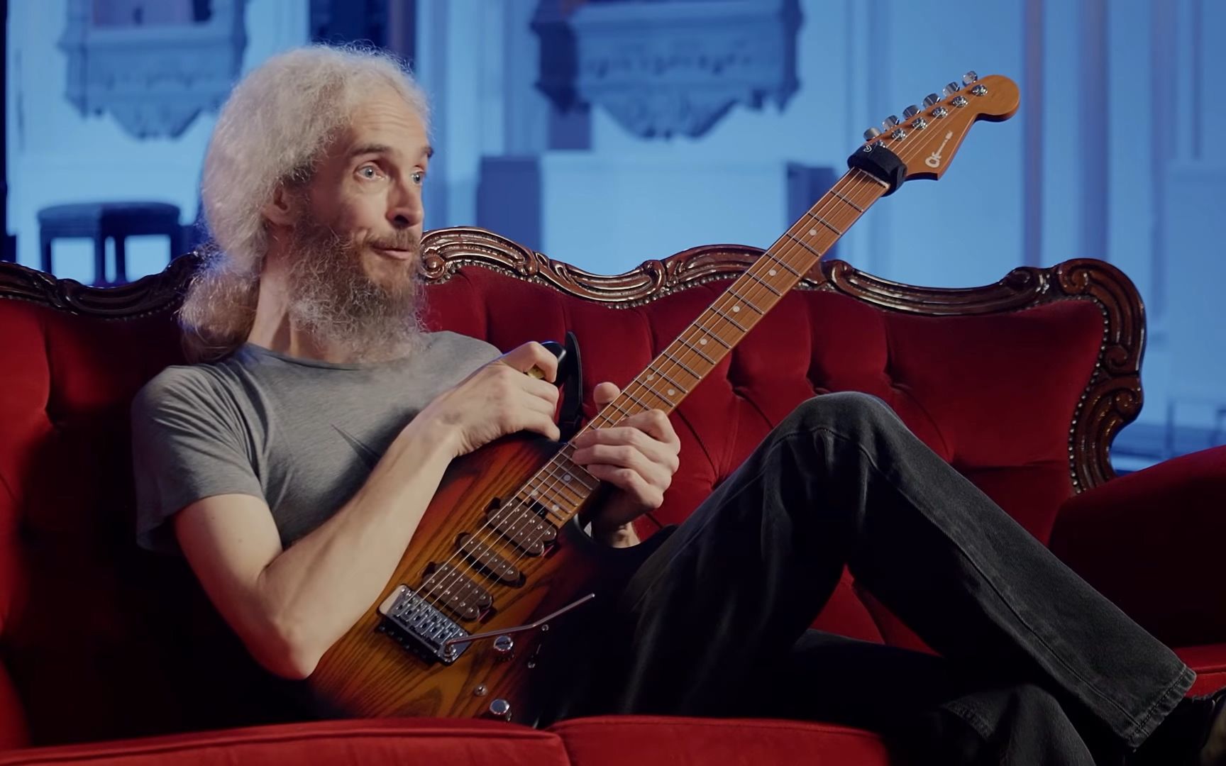 睾丸哥为它熬白了头 guthrie govan全新签名款charvel mj san dimas