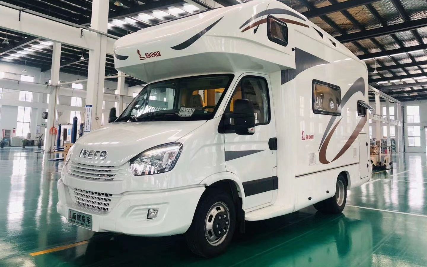 依维柯c型无拓展顺旅房车,水电无忧一步到位
