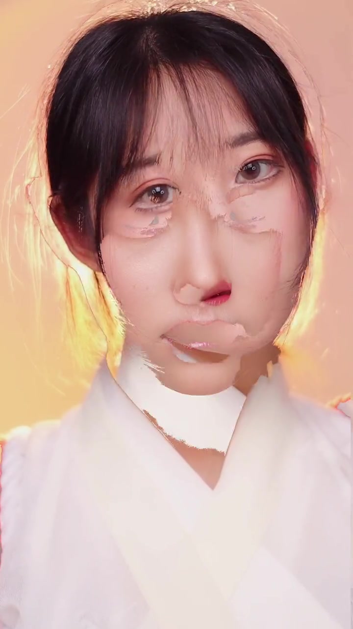 小千代仿妆来了,虽然不像但还挺好看的.