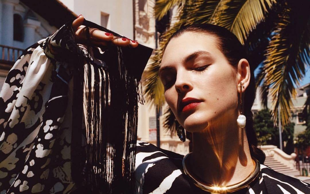 美炸我维c,姬圈大佬【vittoria ceretti】_哔哩哔哩 (゜-゜)つロ 干杯