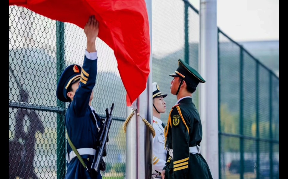 【我守护你守护的信仰,于是在国旗下相逢】天津中医药大学国旗护卫队第六届换届大会暨新队员入队仪式催泪视频回顾哔哩哔哩bilibili