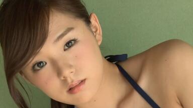 篠崎愛】2015年1月号セブンイレブン限定Ver. GカップアイドルDVD_哔哩