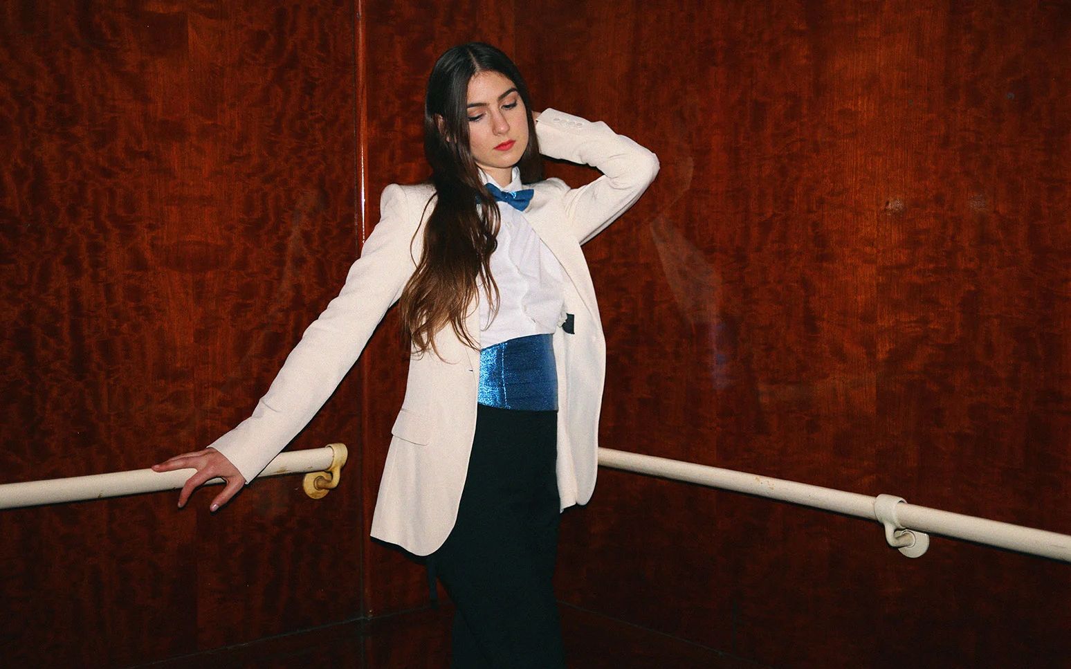 美国室内流行/迷幻民谣 weyes blood 现场合集