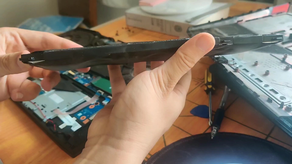 三年不换的鼓包精灵电池