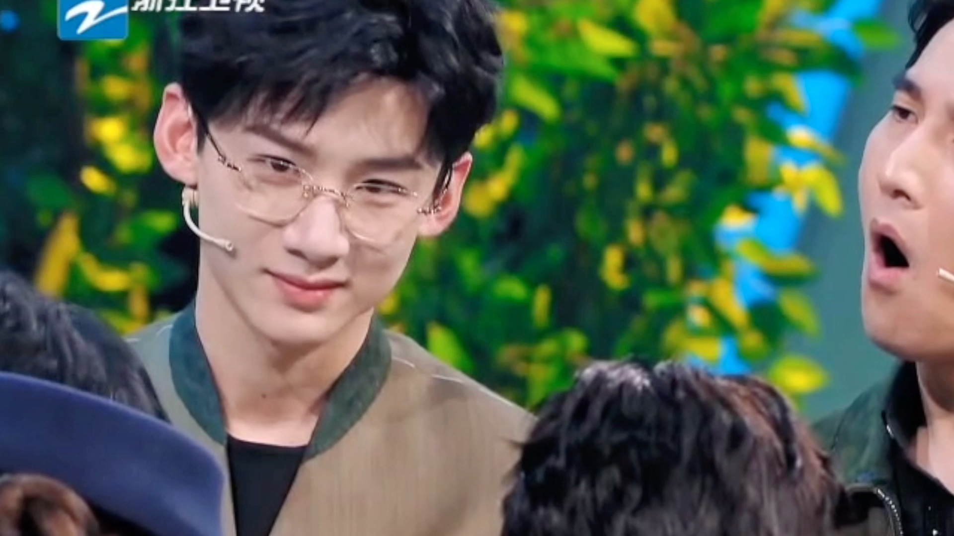 "悬溺一响 初恋登场"|白敬亭 颜向