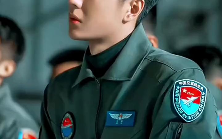 82号试飞员雷宇#王一博 #王一博长空之王 @uniq-王一博 #我为祖国喝彩