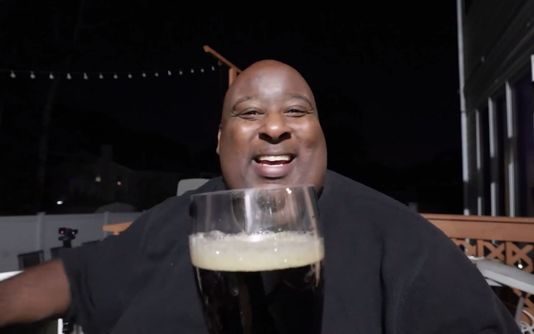 碳酸教父深渊巨喉熟悉的6听饮料挑战