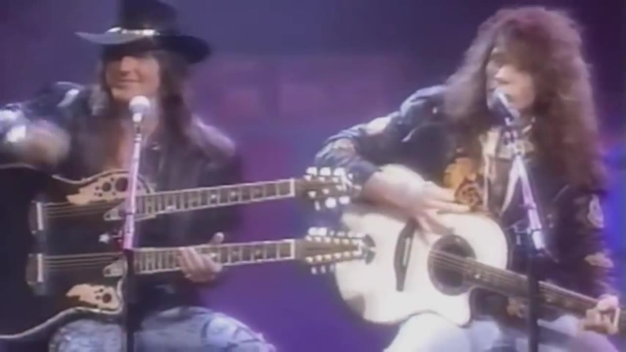 [图]【邦乔维经典】Bon Jovi - Livin' On A Prayer / Wanted Dead Or Alive (Live VMA 1989)