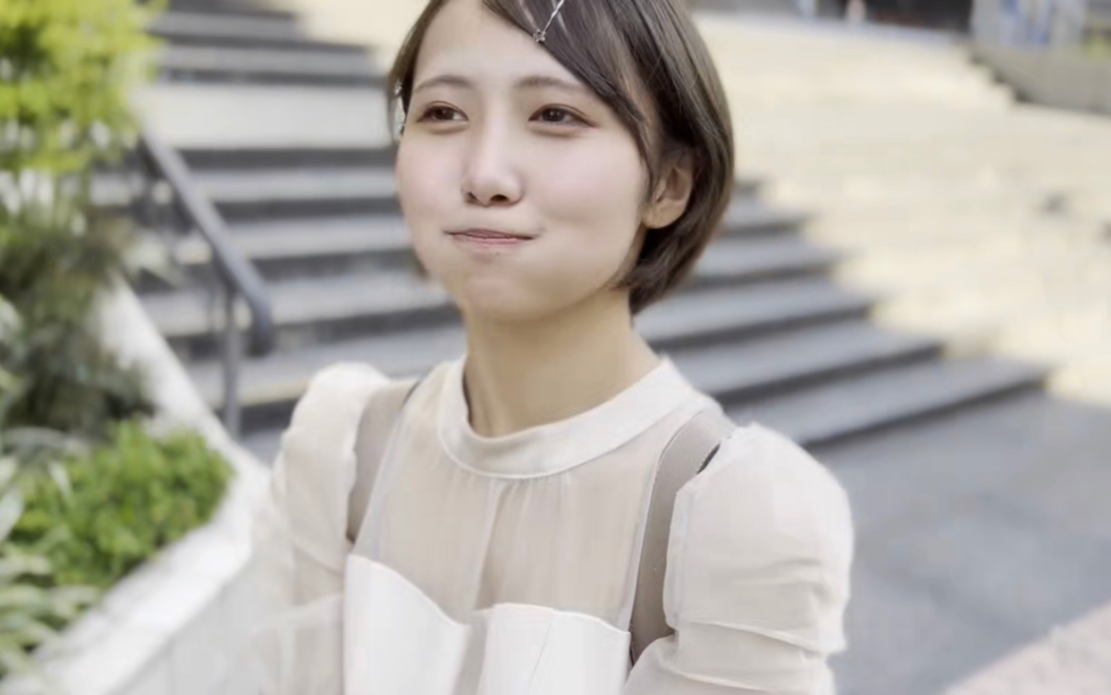 短发的素颜清纯女孩,得到她,我真的会3q