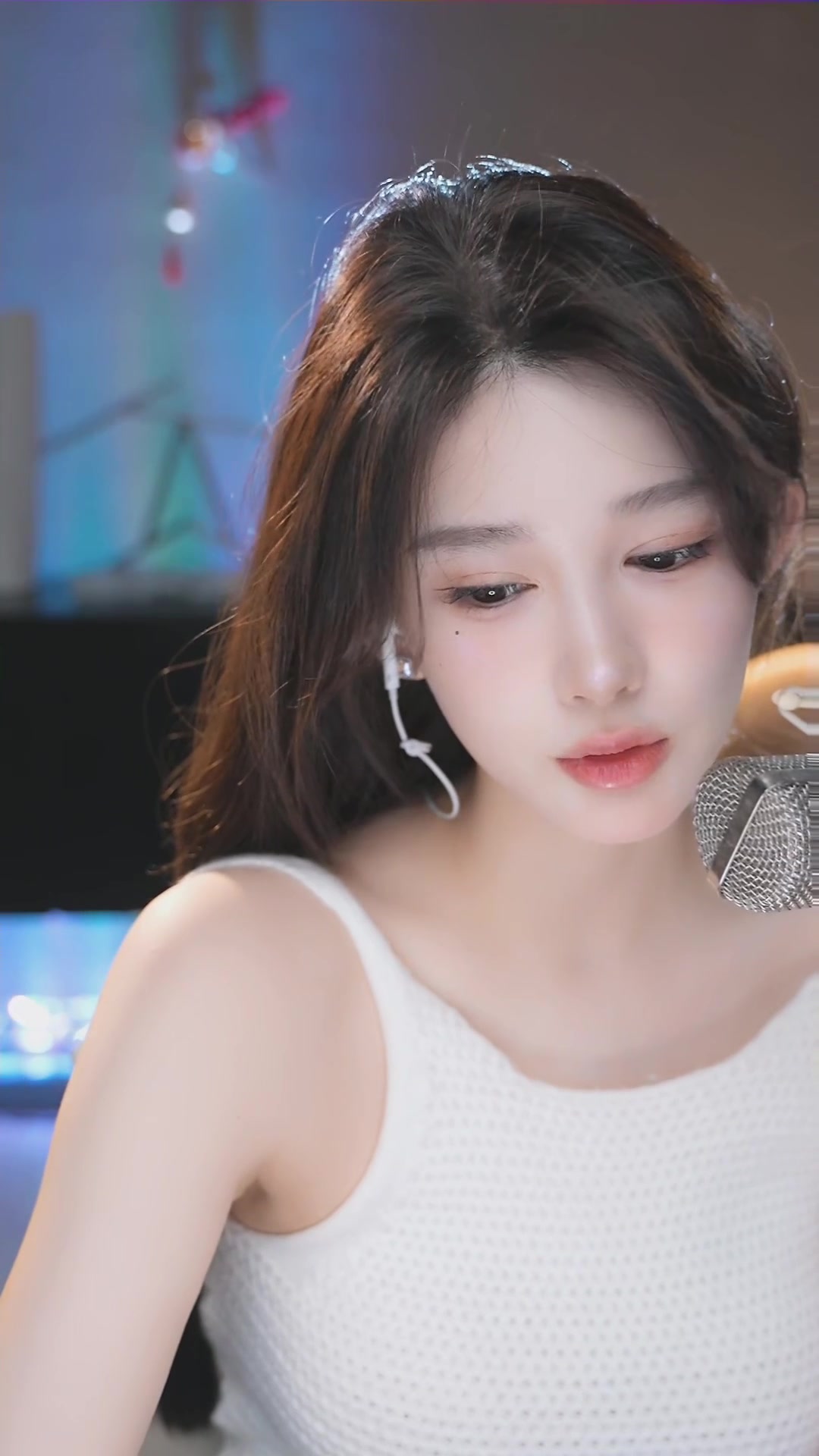 莫妮卡 是个美女