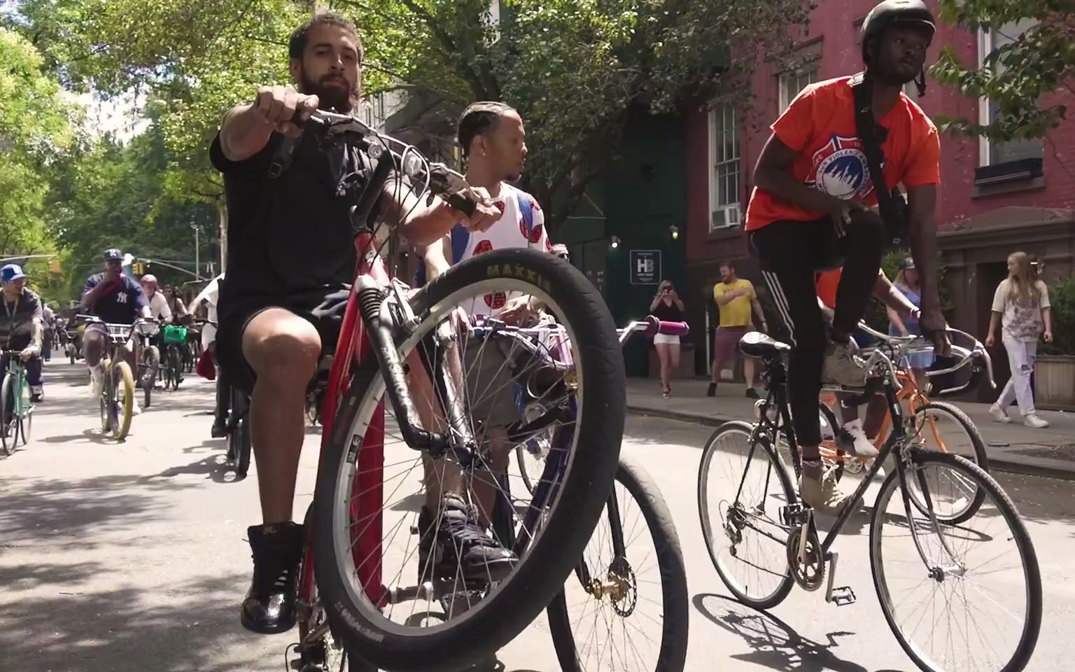 [图]NIGEL SYLVESTER presents The Annual Nigel Foundation Rideout - NYC RIDEOUT - LIF