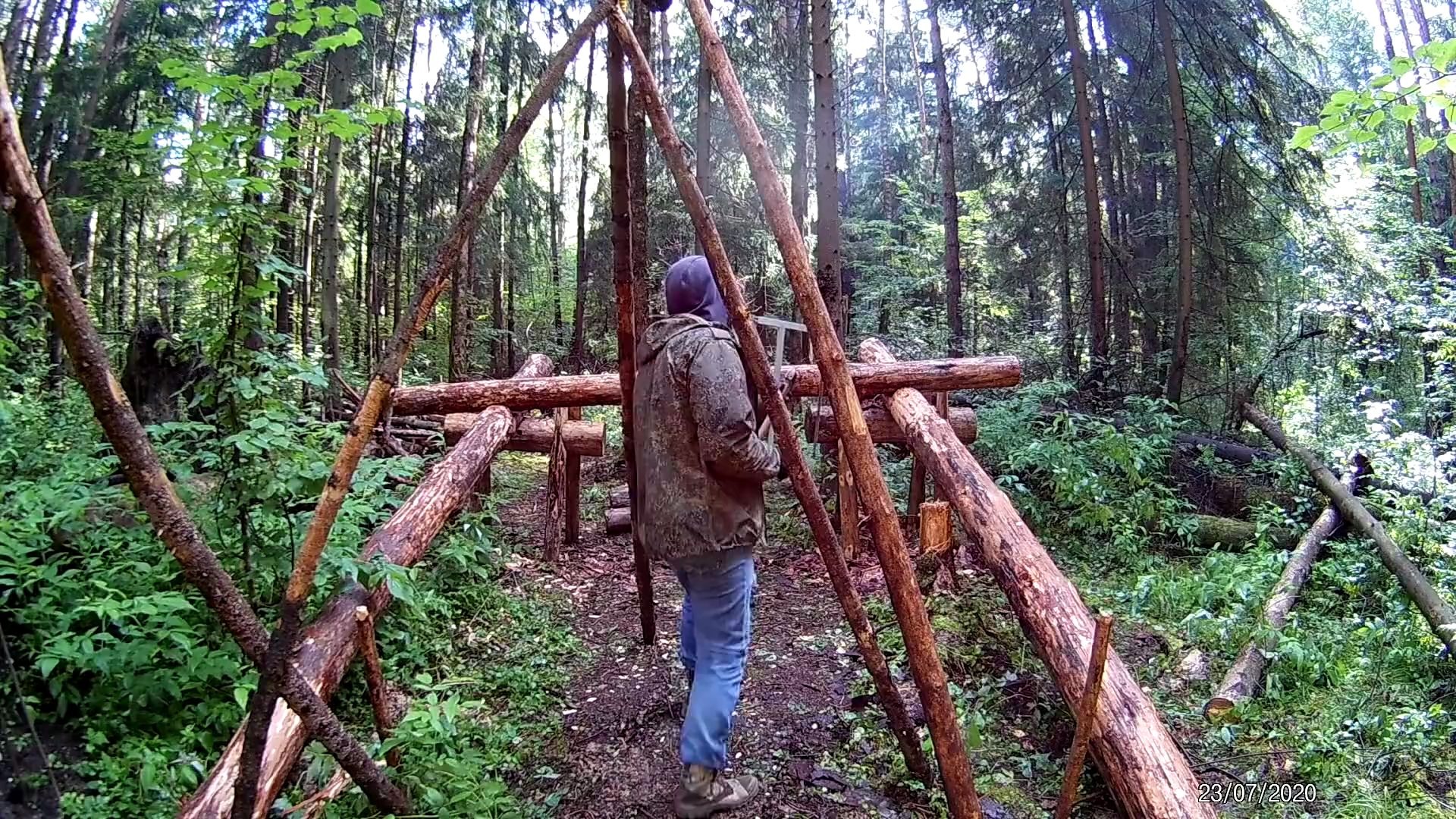 荒野生存 林中建造木屋 第1部分