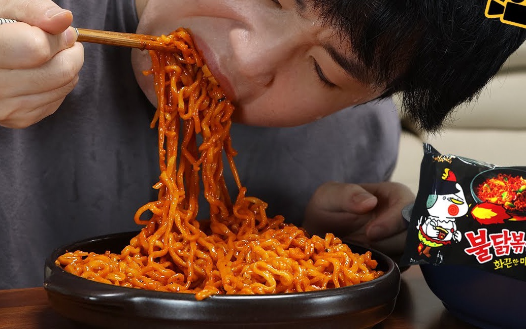 【donam】吃播 火鸡面&烤猪肉&蛋糕