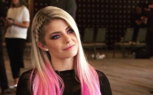 【出场系列】wwe女选手 小魔女阿莱克萨布里斯 alexa bliss大合集