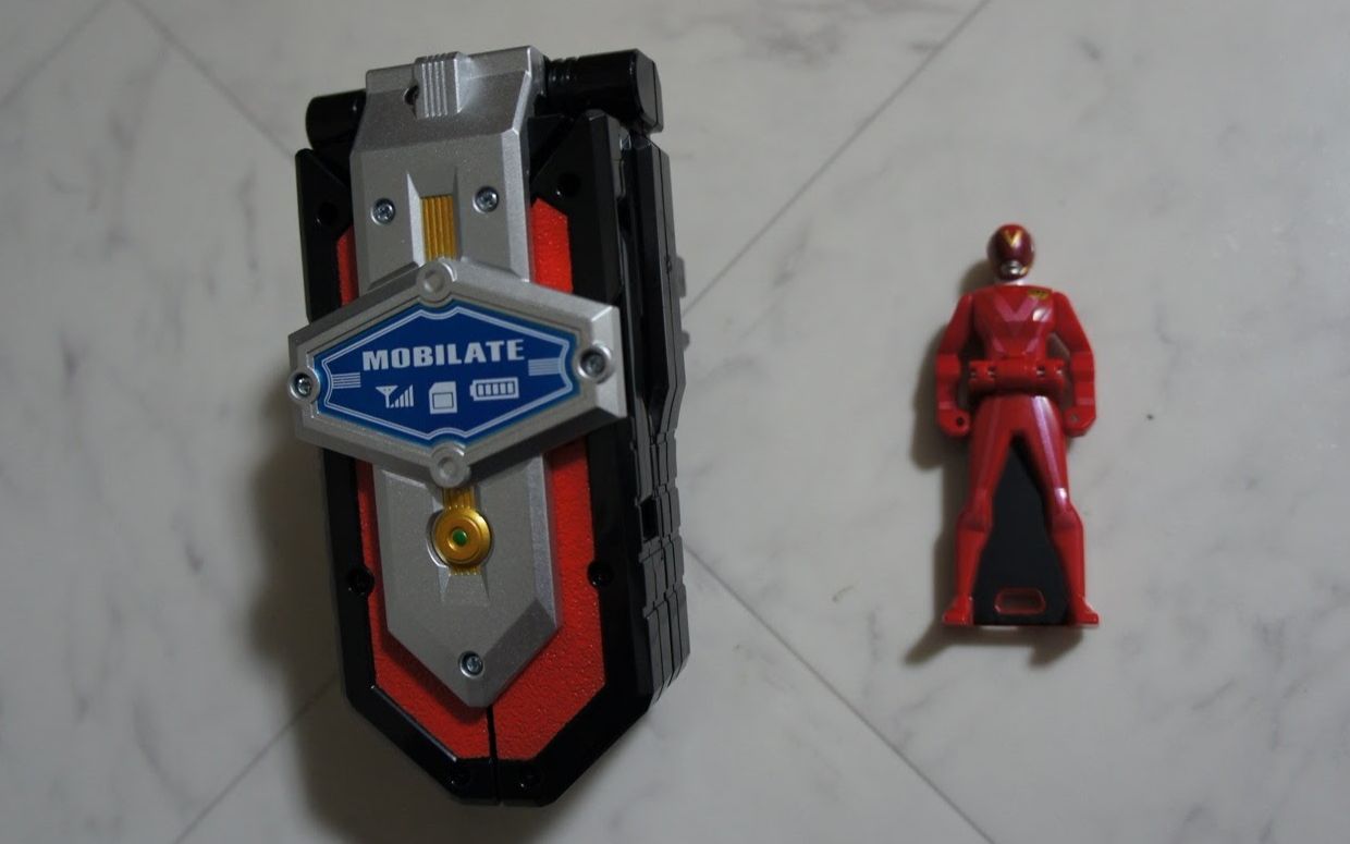 justice海贼战队豪快者dx变身手机简单把玩