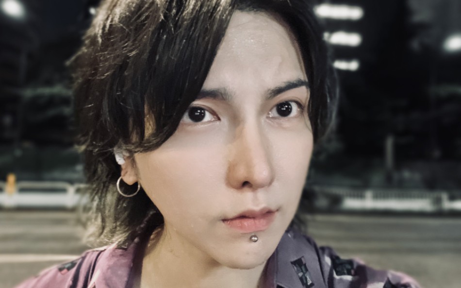 【须贺京介】自从组建了乐队更新都变勤了