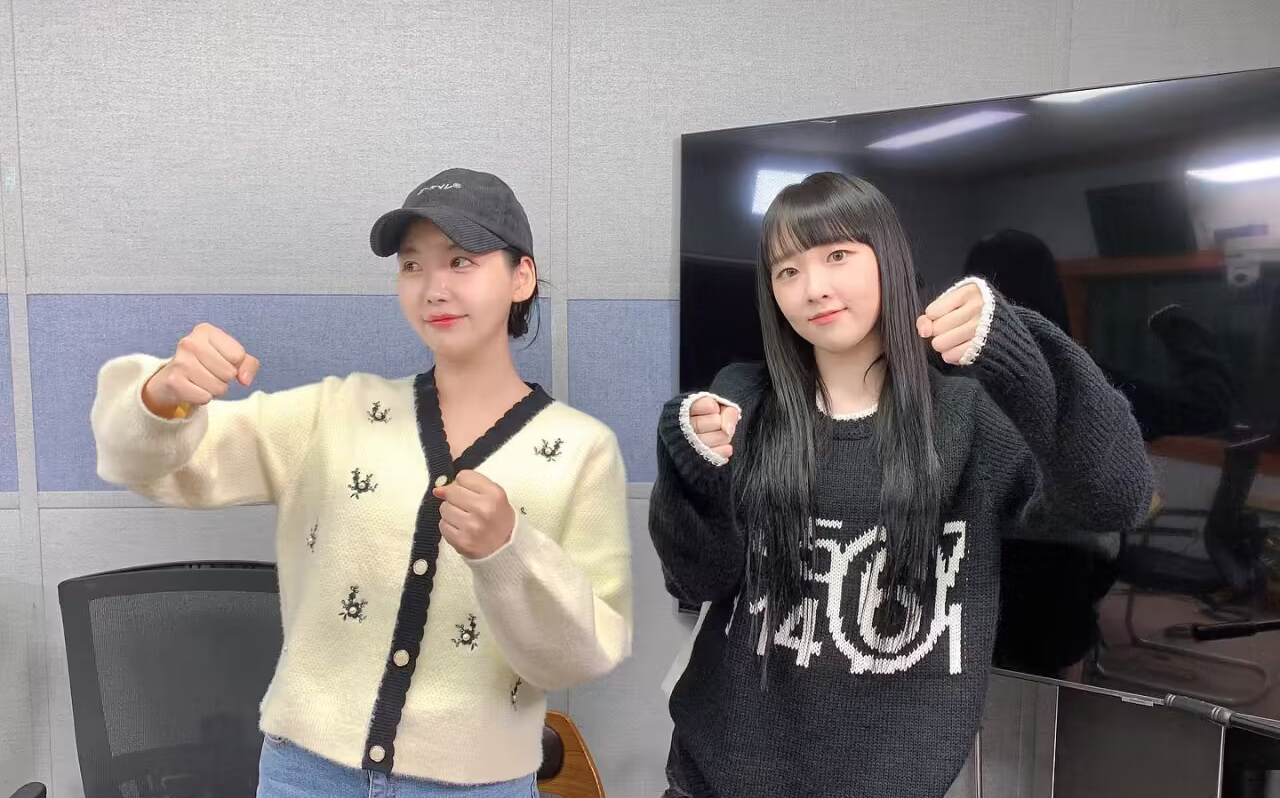 【无中字live】231010 一哈大聪明raina电台节目现场直播话题讨论