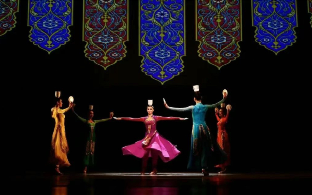 北京舞蹈学院 维族《顶碗技巧组合》