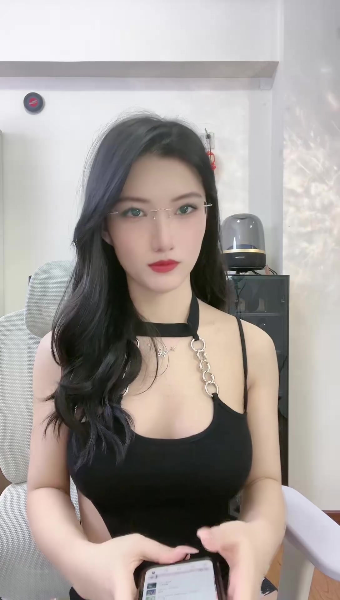 抖音_小野居居_240215_220415