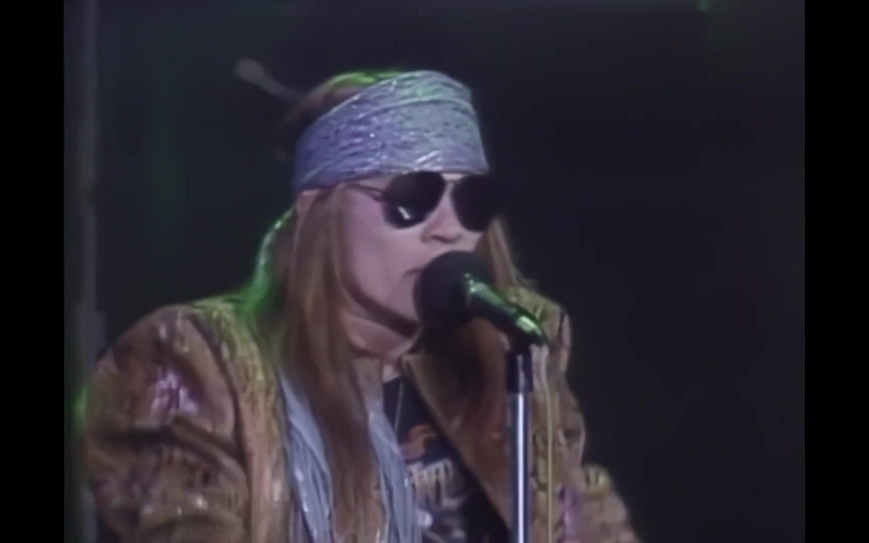 [图]Guns N Roses - Mr. brownstone live ritz 1988 (HD Remastered)