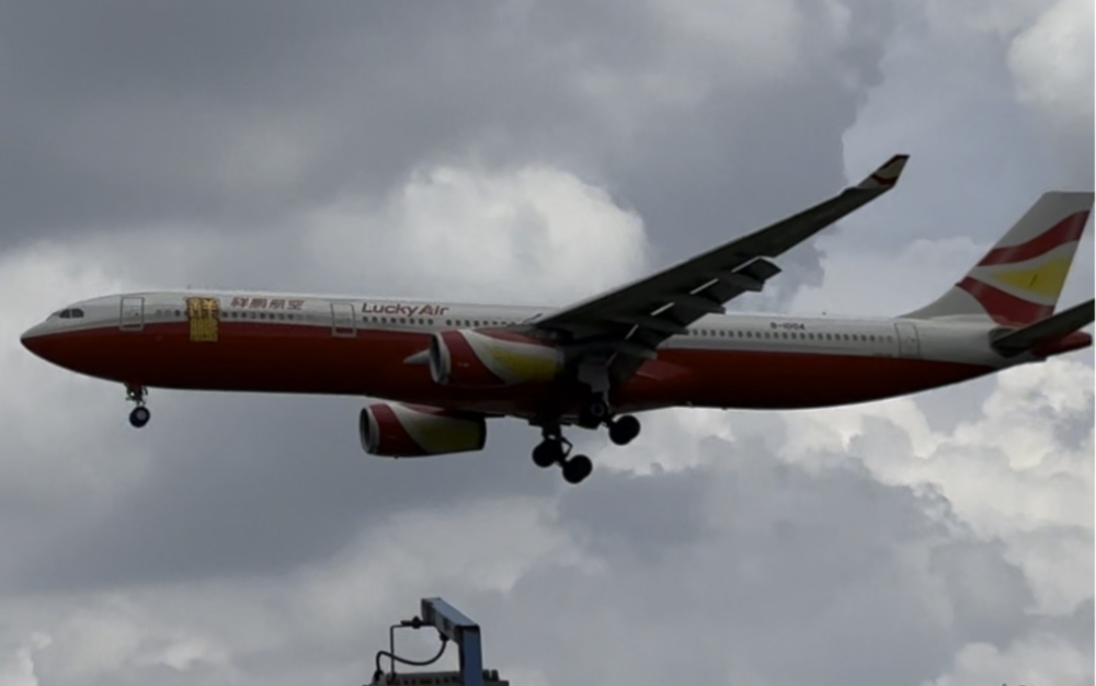 祥鹏航空a330-300降落昆明长水机场22跑道(原声)