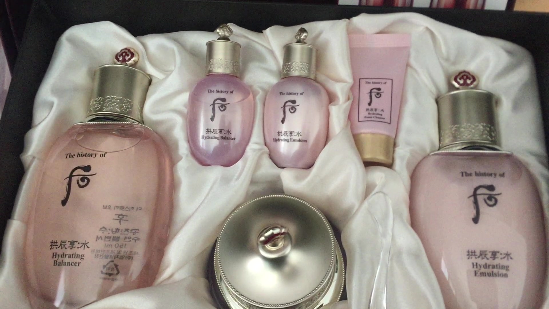 让62岁奶奶变的比26岁漂亮的竟然是韩国whoo后水妍套装