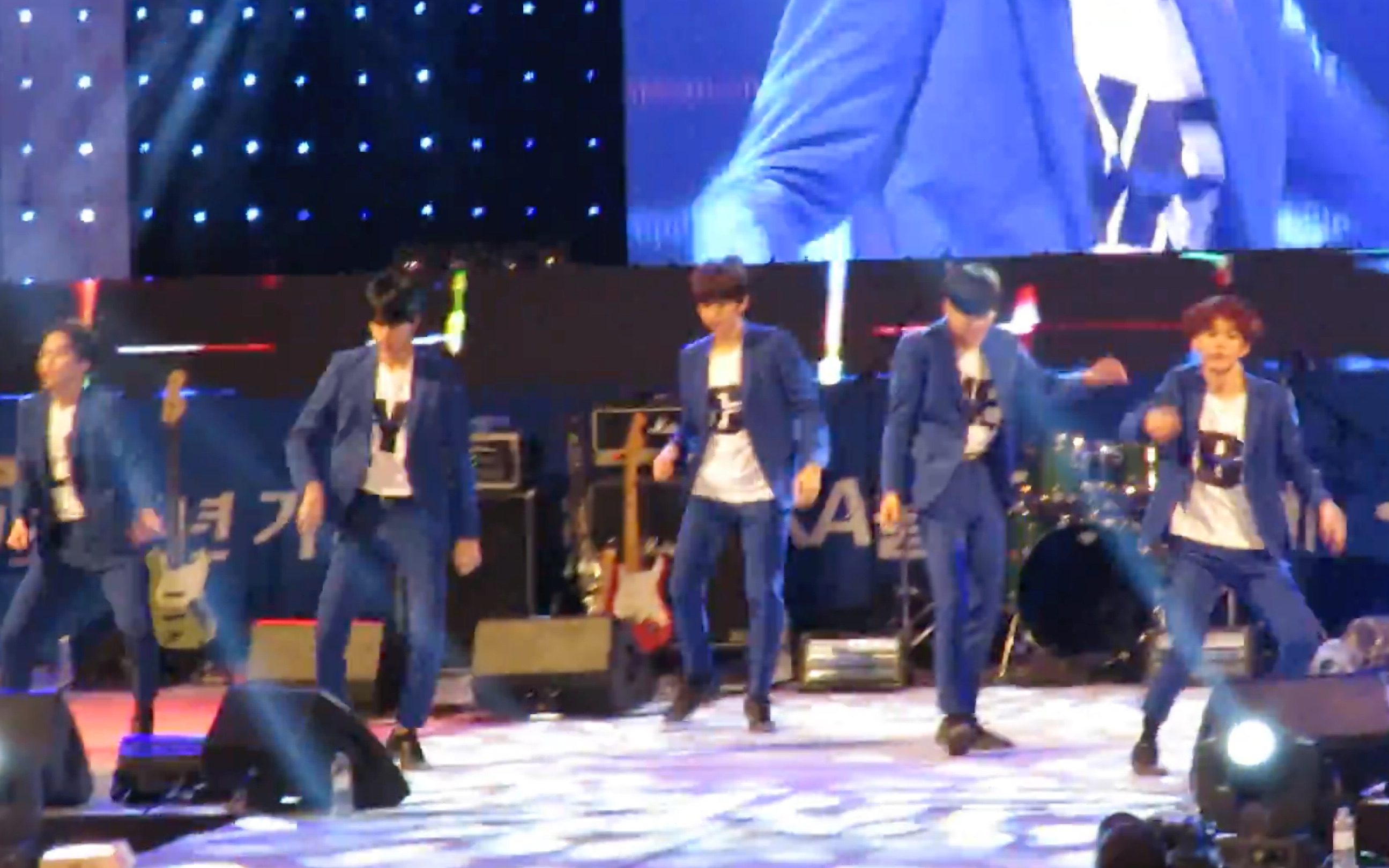 150315 exo 延世大学校庆 growl咆哮全体