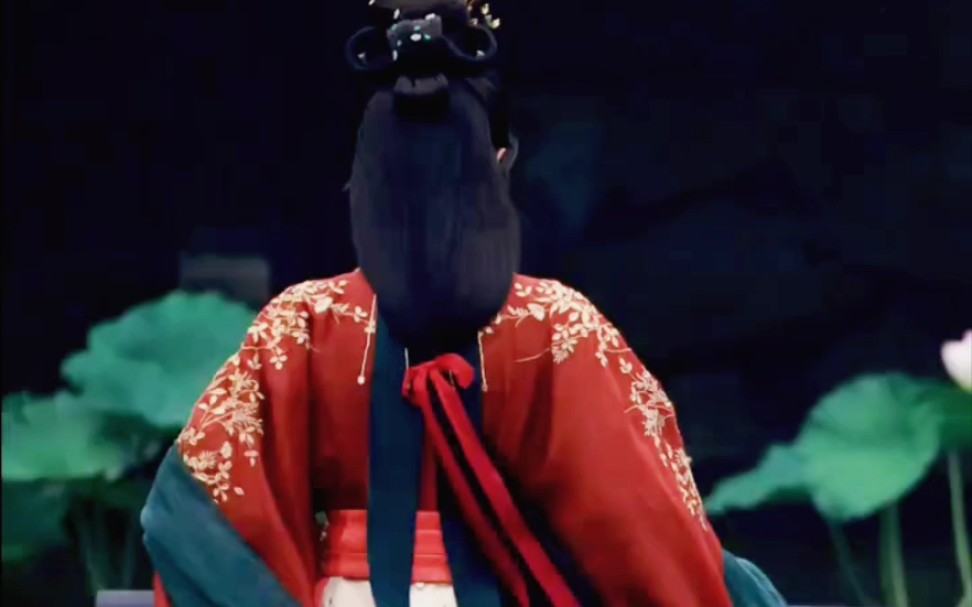 赵今麦度华年这个背影太有感觉了