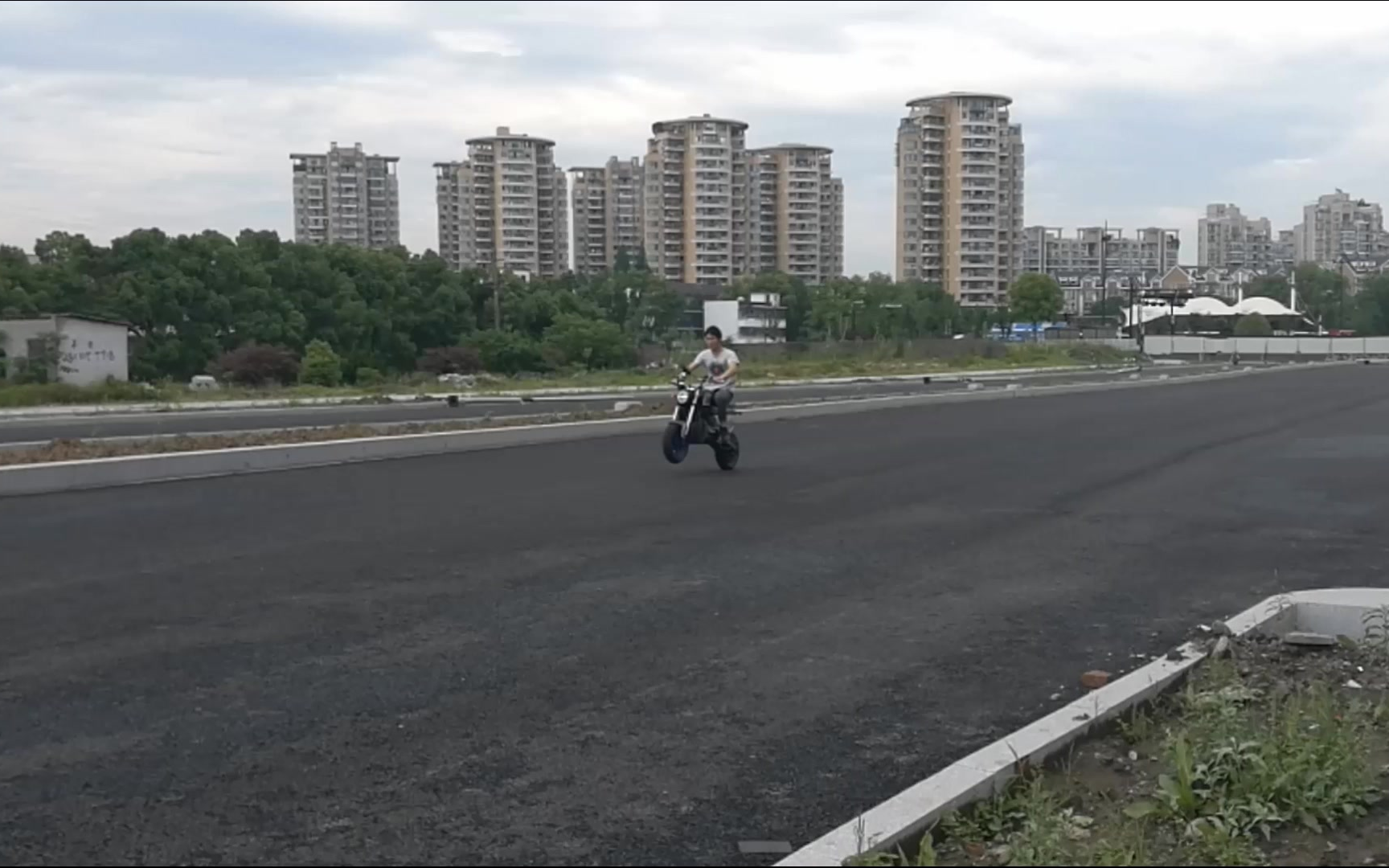 电动车翘头实锤