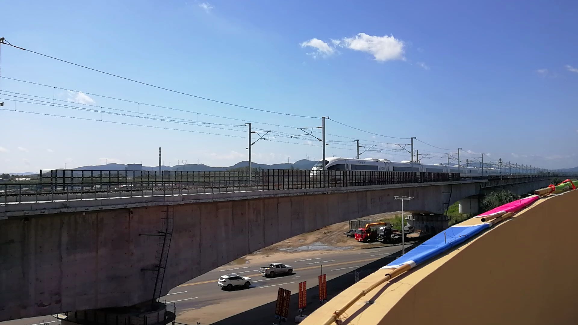 d7803运行在哈佳快速铁路准备进佳木斯站