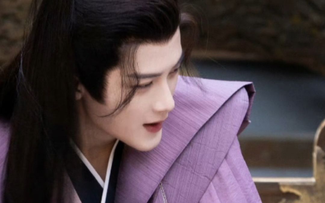 拈花惹草 玩世不恭