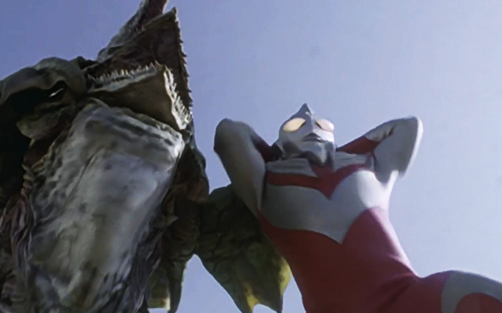 迪迦被折磨最惨的一次,强力形态近战打不过怪兽,智商也被压制!