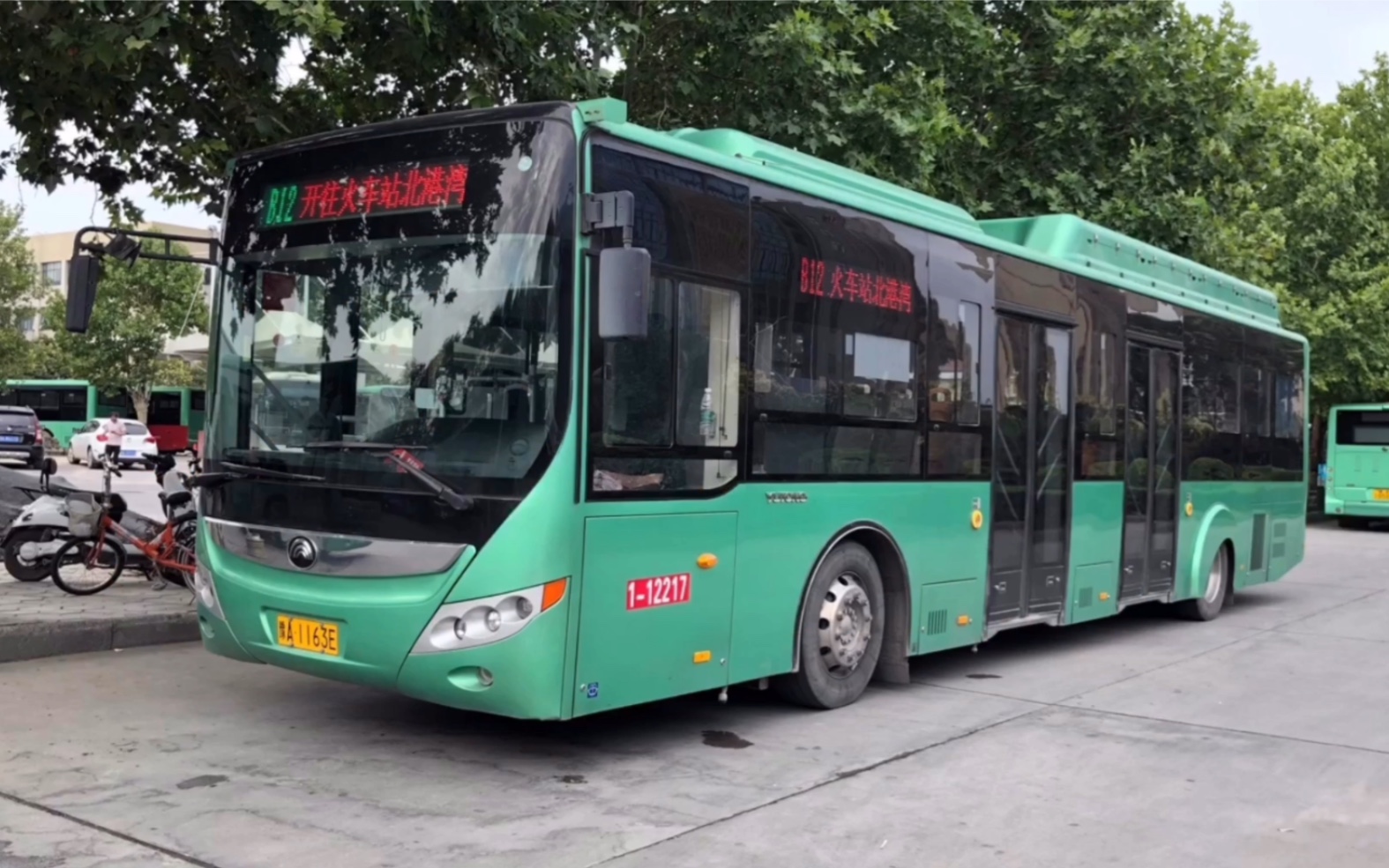 公交延时摄影郑州公交b12路pov高新区公交站火车站